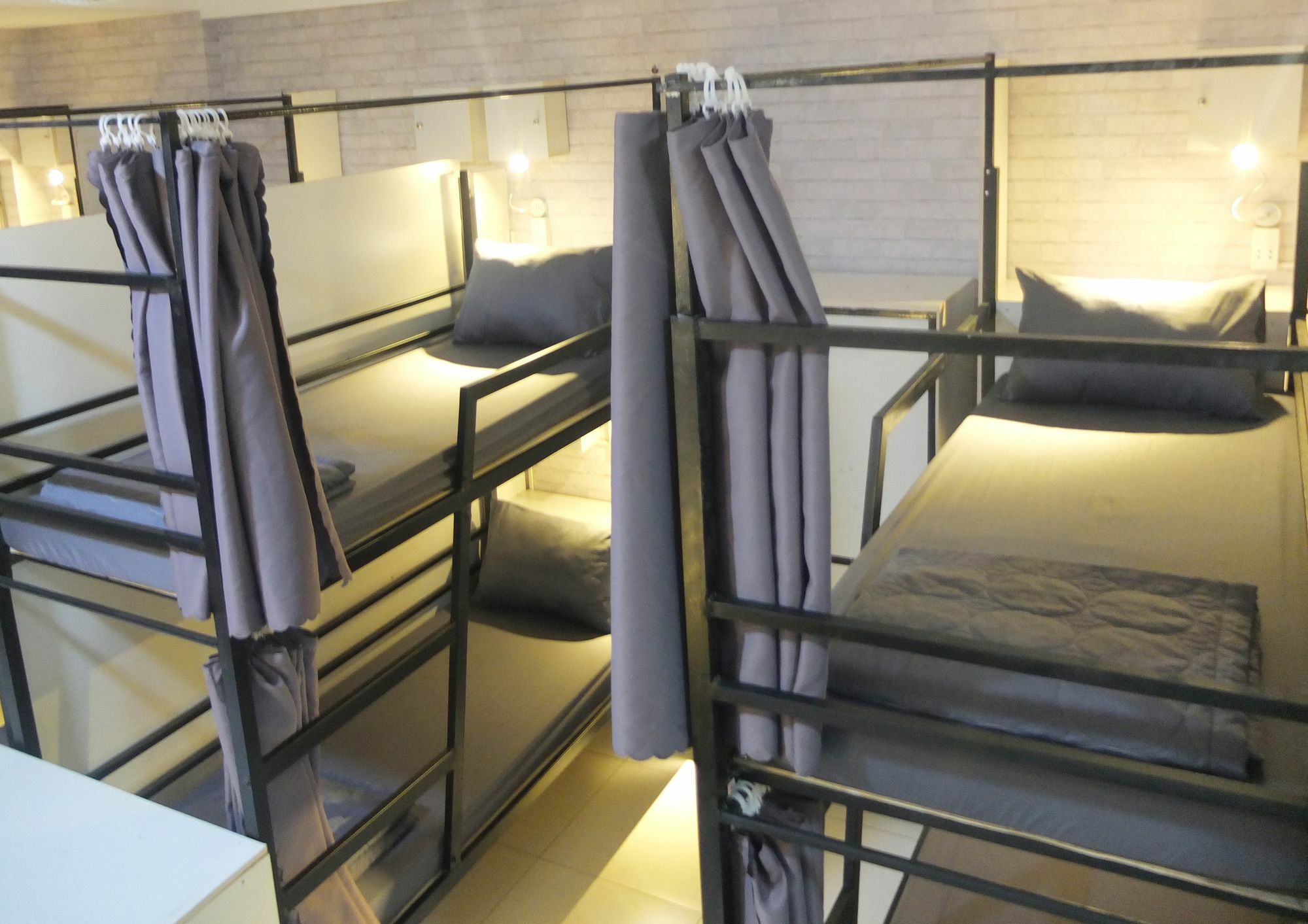 S Phuot Airport Hostel Ho Şi Min Dış mekan fotoğraf